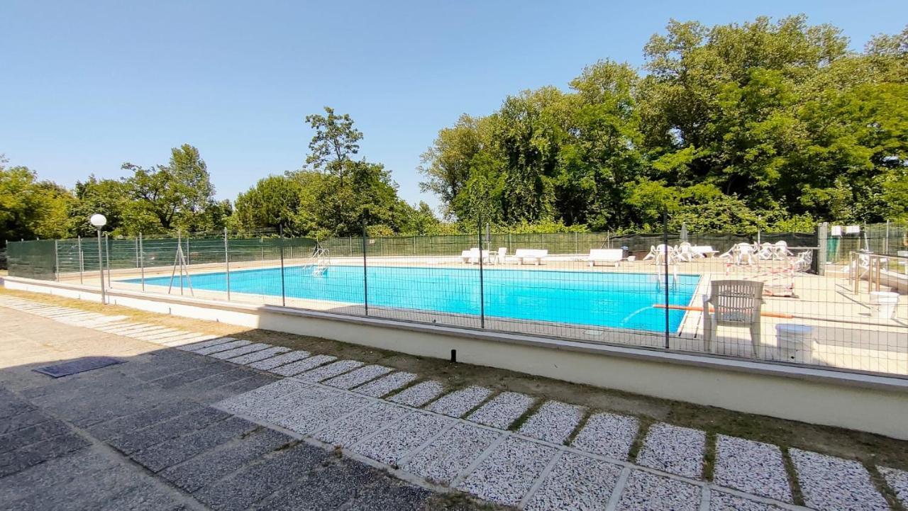 La Dolce Vita - Apartment With Shared Pool And Large Terrace リド・デッレ・ナツィオーニ エクステリア 写真