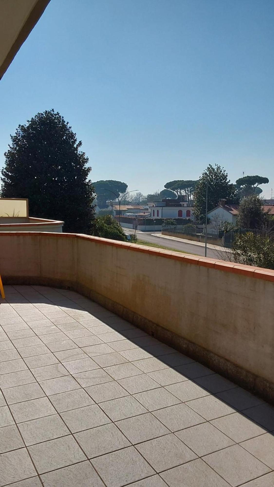 La Dolce Vita - Apartment With Shared Pool And Large Terrace リド・デッレ・ナツィオーニ エクステリア 写真